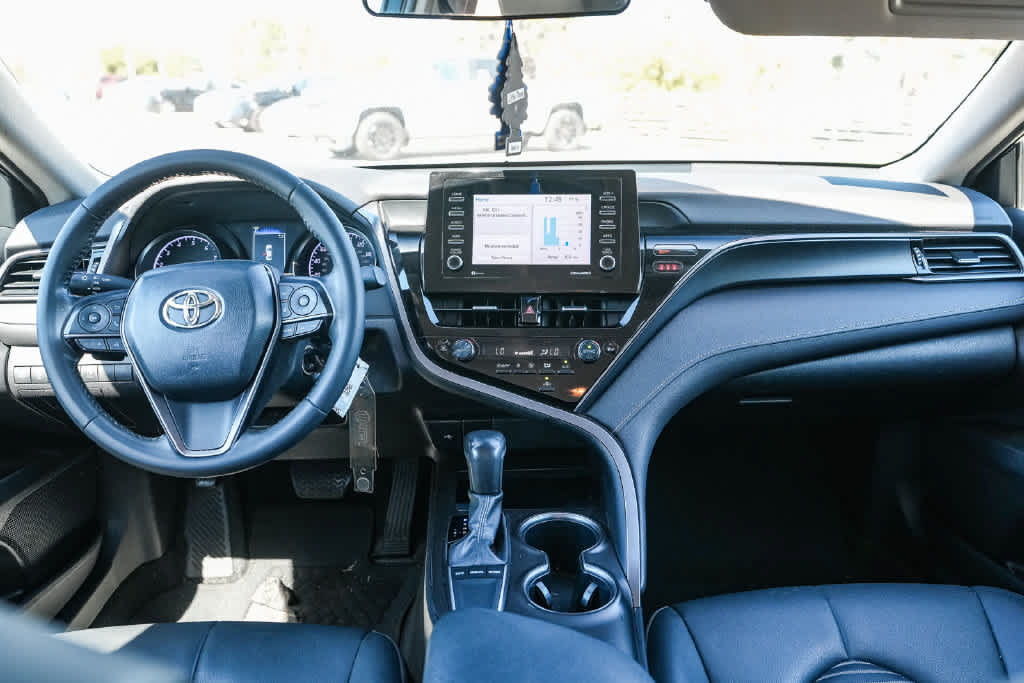 Used 2023 Toyota Camry SE FWD image 11