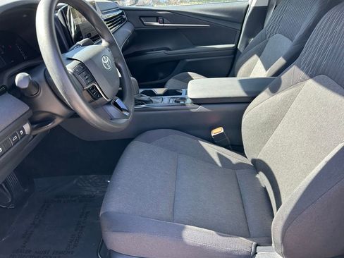 Certified 2025 Toyota Camry LE FWD image 11