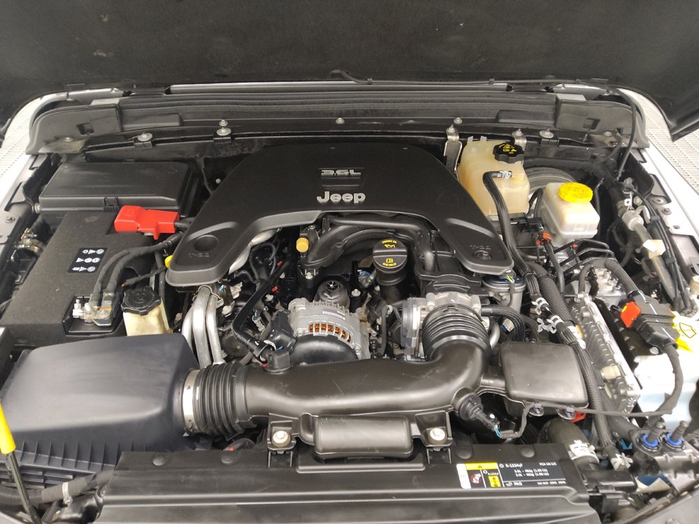 Used 2018 Jeep Wrangler Unlimited Sport S AWD/4WD image 30