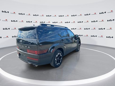Used 2025 Hyundai Santa Fe SEL FWD image 8