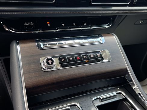 New 2025 Lincoln Aviator Reserve w/ Illumination Package RWD image 20