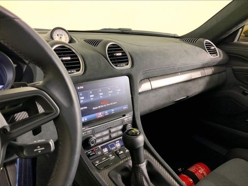 Certified 2024 Porsche 718 Cayman GT4 RS RWD image 13