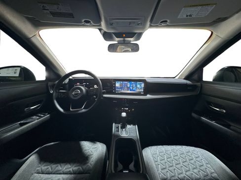 Used 2026 Nissan Kicks SV FWD image 13