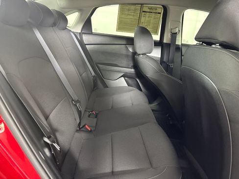 Used 2021 Kia Forte LXS FWD image 25