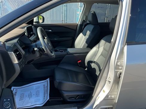 Used 2023 Nissan Rogue SL w/ SL Premium Package AWD/4WD image 9