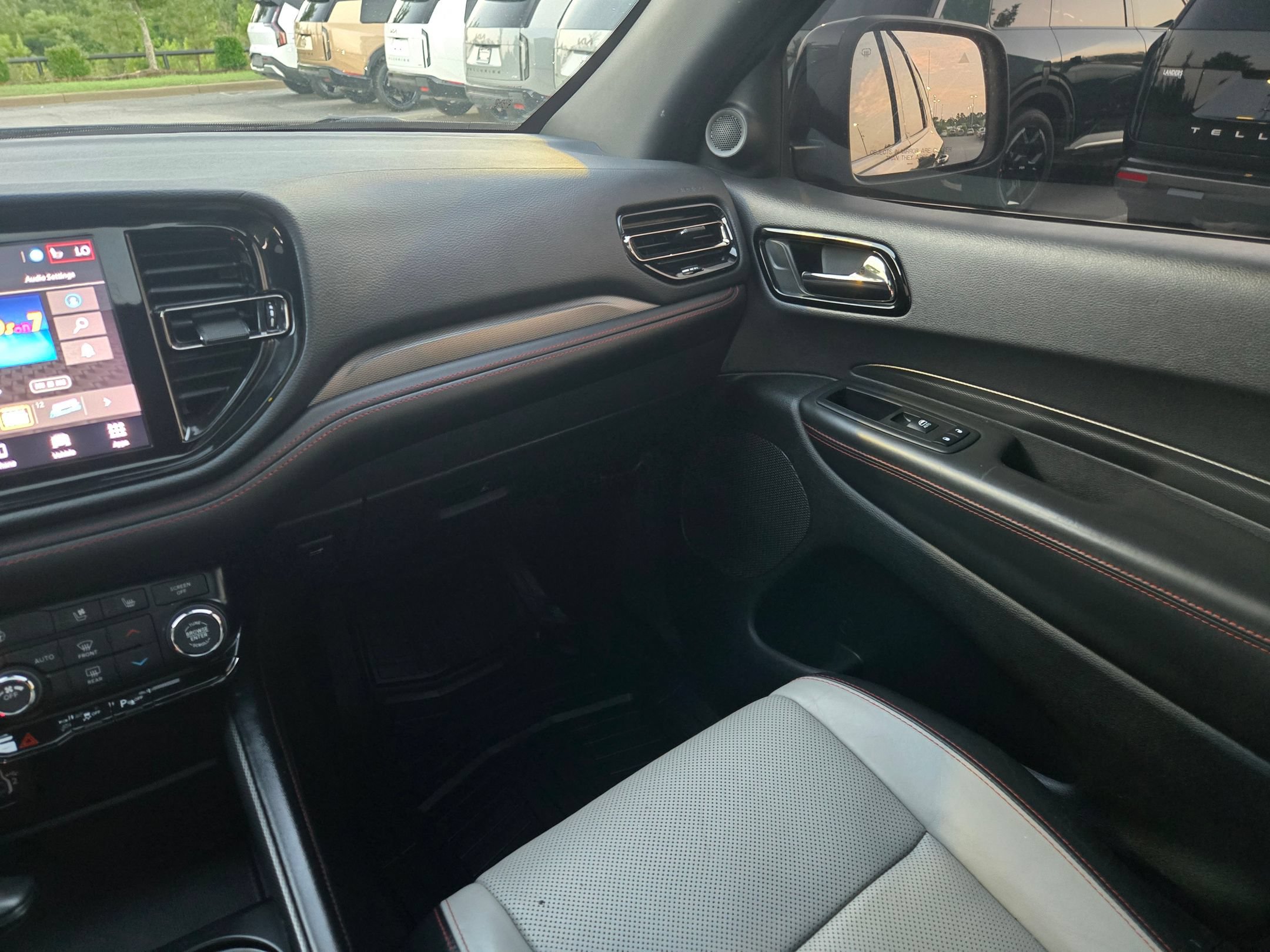 Used 2024 Dodge Durango GT AWD/4WD image 11