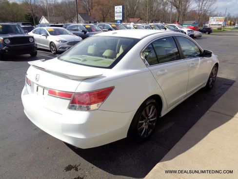 Used 2011 Honda Accord EX-L image 3