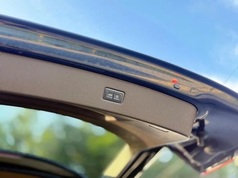 Used 2017 Audi Q7 3.0T Premium Plus AWD/4WD image 30