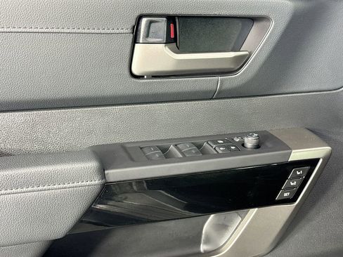 Used 2024 Toyota Tundra Limited image 23