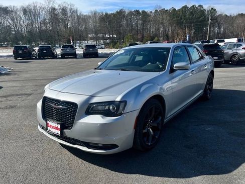 Used 2023 Chrysler 300 S image 7