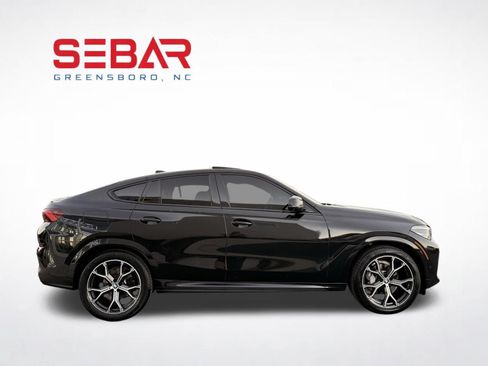Used 2022 BMW X6 xDrive40i w/ M Sport Package AWD/4WD image 9