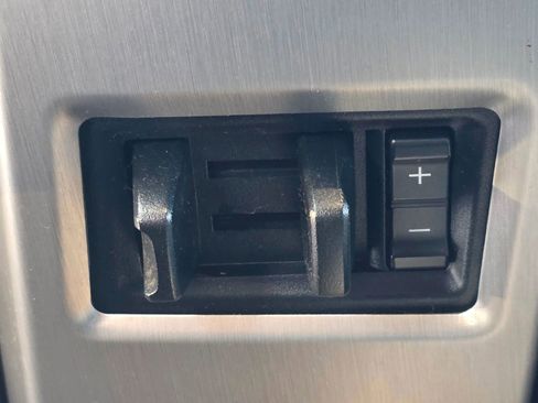 Used 2018 Ford F250 Platinum w/ Platinum Ultimate Package image 18