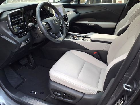Used 2023 Lexus RX 350 Premium image 15