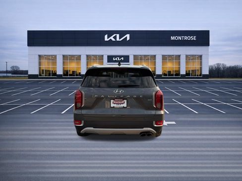 Used 2021 Hyundai Palisade SEL w/ Premium Package image 6