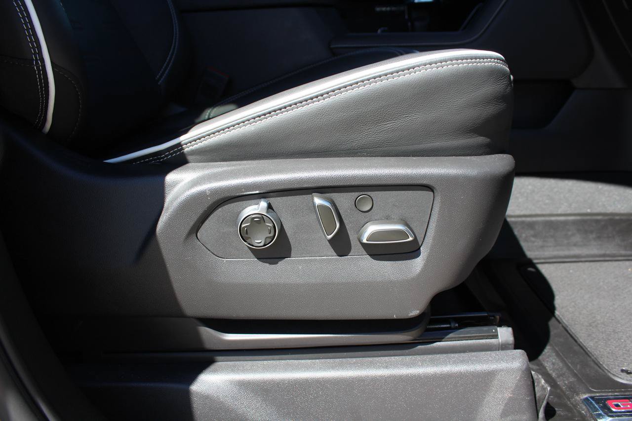 Used 2024 GMC Sierra 1500 AT4X AWD/4WD image 95