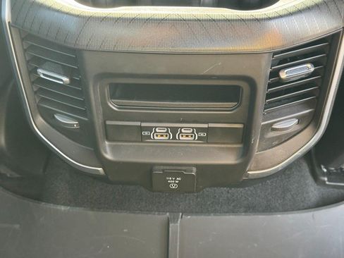 Used 2025 RAM 1500 Big Horn AWD/4WD image 12