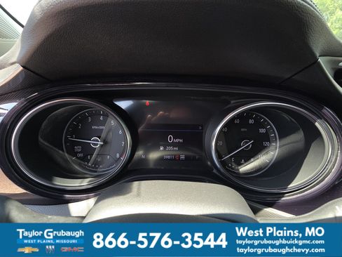 Used 2023 Buick Encore GX Preferred w/ Cold Weather Comfort Package AWD/4WD image 16
