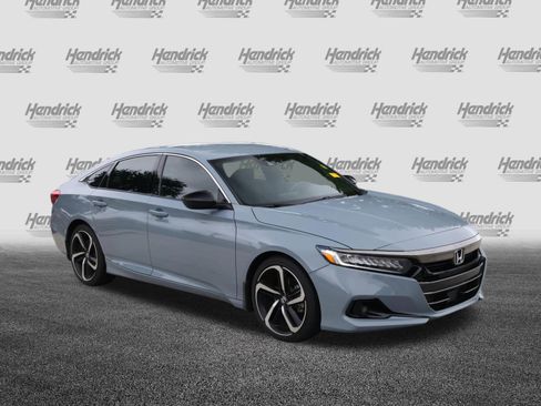 Used 2022 Honda Accord Sport image 2