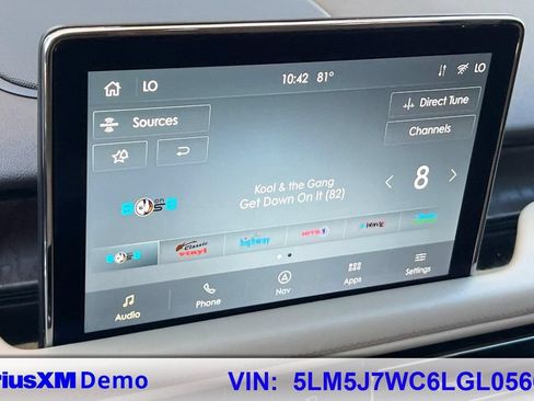 Used 2020 Lincoln Aviator Reserve RWD image 32