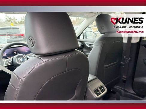 New 2026 Buick Envision Preferred AWD/4WD image 34