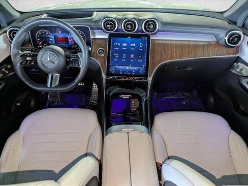Certified 2023 Mercedes-Benz GLC 300 image 16