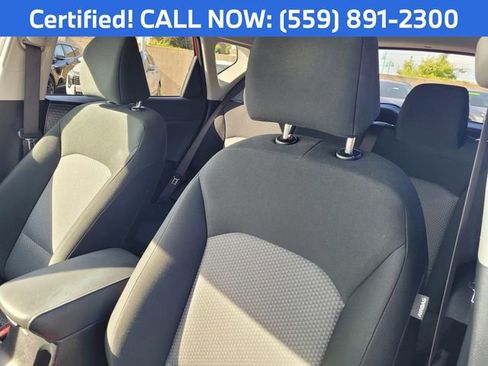 Certified 2025 Kia Soul LX w/ LX Technology Package FWD image 11