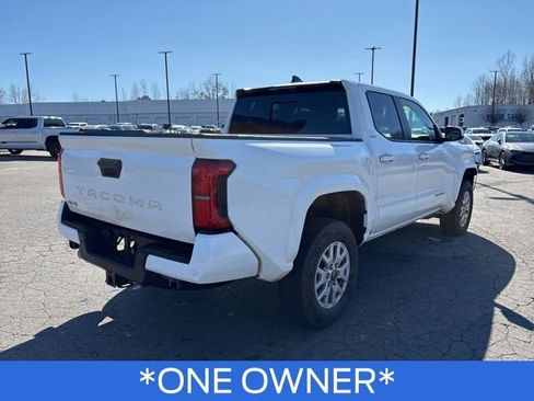 Used 2025 Toyota Tacoma SR5 image 6