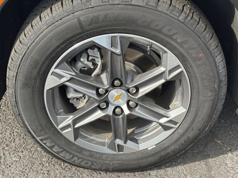 Used 2025 Chevrolet Blazer LT image 30