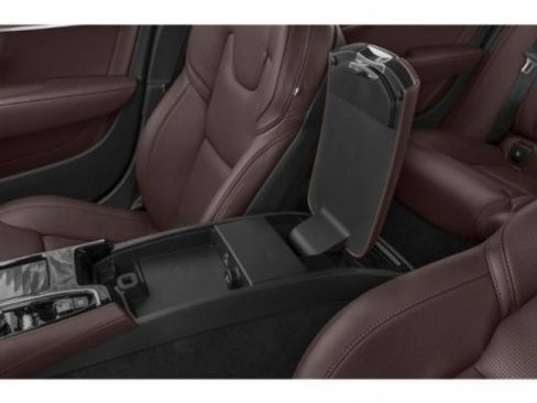 Used 2020 Volvo S90 T8 Inscription image 18