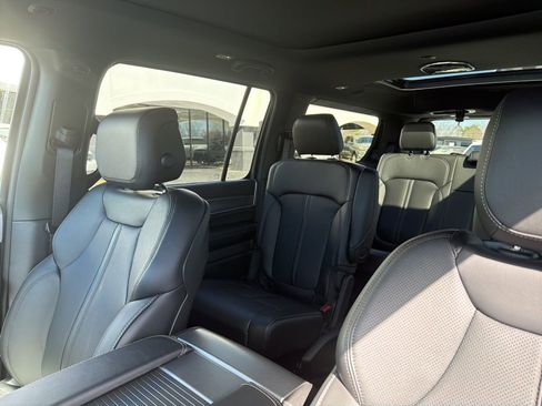 New 2026 Jeep Grand Wagoneer 4WD image 23