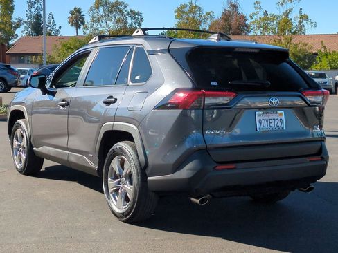 Used 2023 Toyota RAV4 XLE image 7