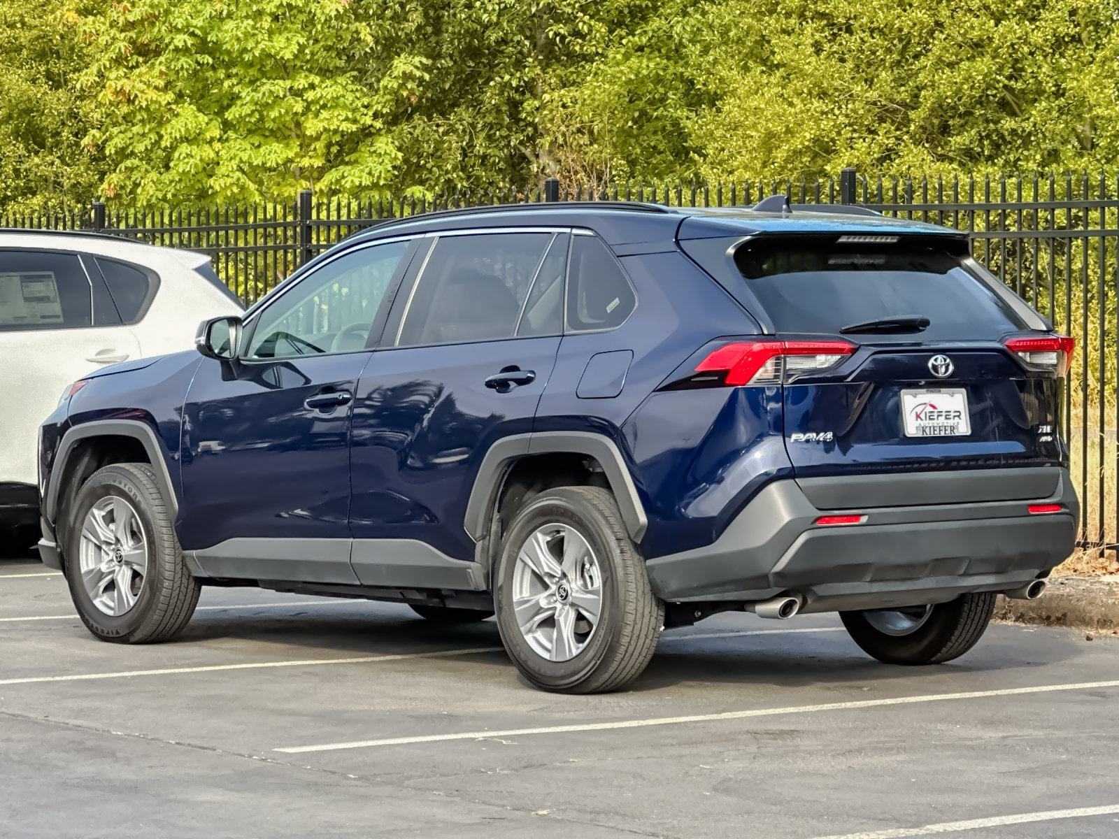 Used 2025 Toyota RAV4 XLE AWD/4WD image 5