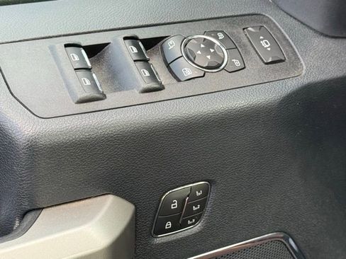 Certified 2022 Ford F350 Lariat w/ Lariat Ultimate Package image 21