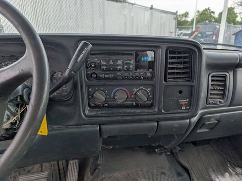 Used 2002 Chevrolet Silverado 1500 4x4 Extended Cab image 12