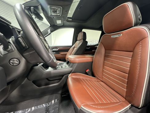 Used 2024 GMC Sierra 1500 Denali Ultimate AWD/4WD image 11