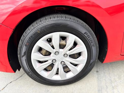 Used 2021 Hyundai Accent SE image 11