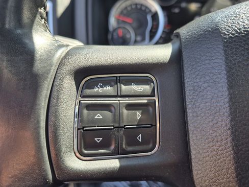 Used 2016 RAM 1500 Classic SLT image 28