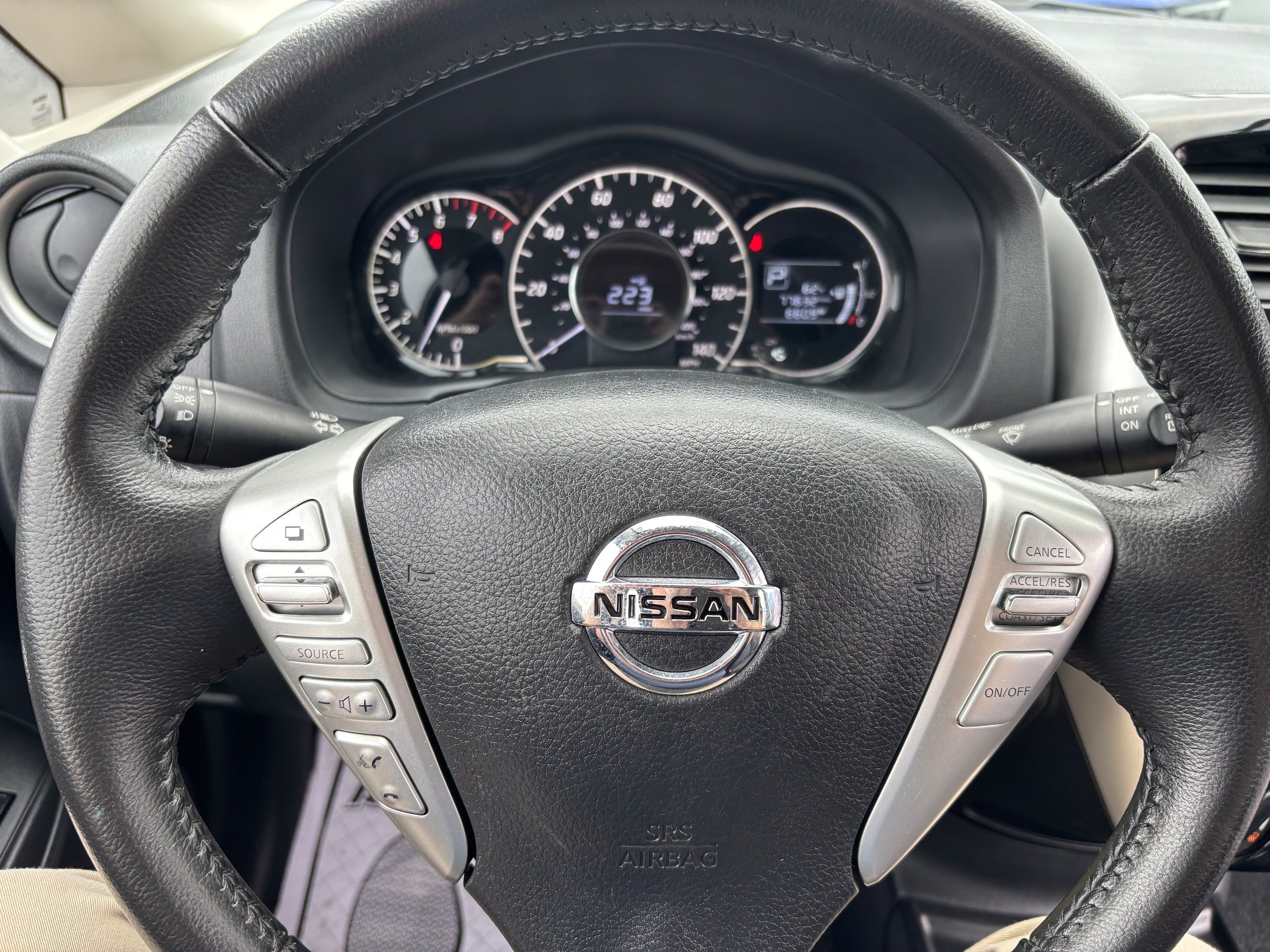 Used 2016 Nissan Versa Note SV FWD image 15