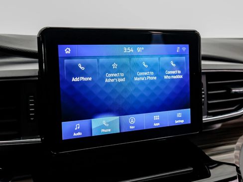 Used 2021 Ford Explorer Limited w/ Equipment Group 301A RWD image 36