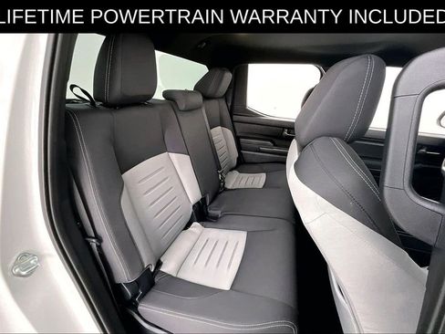 Used 2025 Toyota Tacoma TRD Off-Road AWD/4WD image 35
