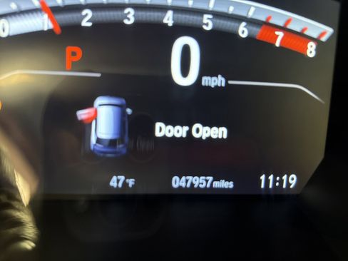 Used 2020 Honda CR-V LX image 5