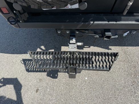 Used 2021 RAM ProMaster 3500 w/ Premium Appearance Group image 16