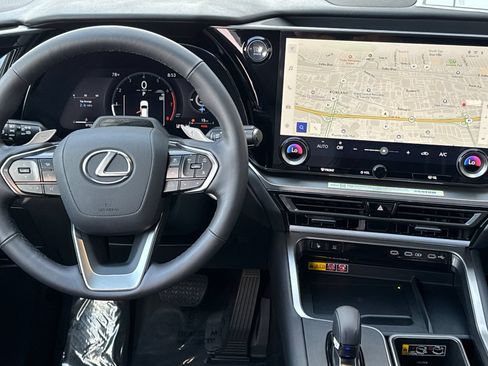 Used 2026 Lexus TX 350 AWD w/ Technology Package image 15