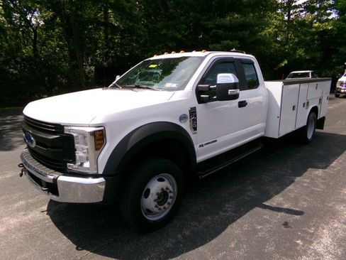 Used 2019 Ford F450 XL w/ XL Value Package AWD/4WD image 5