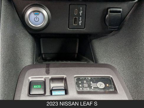 Used 2023 Nissan Leaf S image 20
