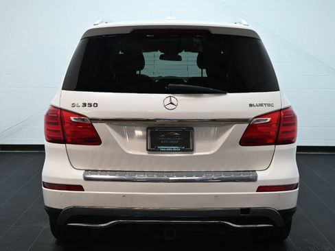 Used 2016 Mercedes-Benz GL 320 BlueTEC 4MATIC w/ Premium I Package image 4
