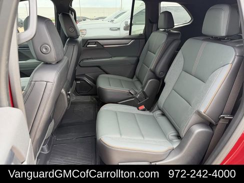 New 2026 GMC Acadia AT4 w/ LPO, Floor Liner Package AWD/4WD image 23