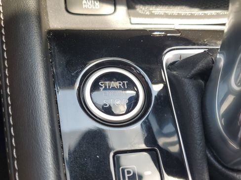 Used 2023 Nissan Kicks SV image 25