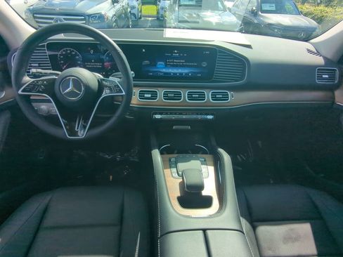 New 2025 Mercedes-Benz GLE 350 4MATIC image 2