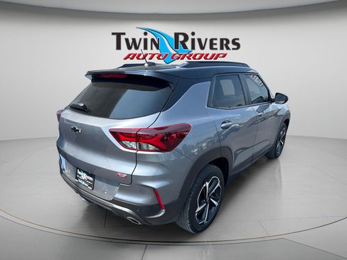 Used 2021 Chevrolet TrailBlazer RS w/ Sun and Liftgate Package AWD/4WD image 4